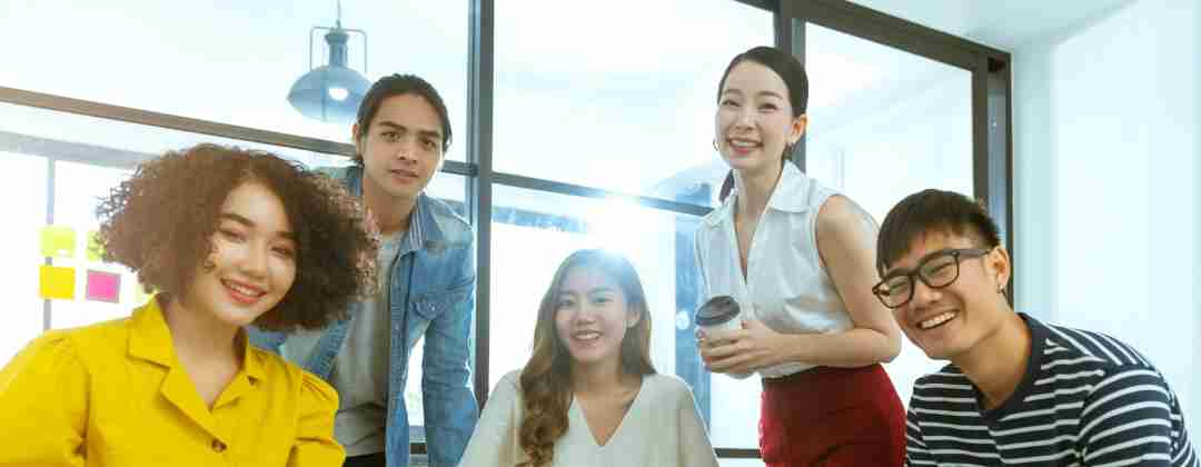 与全球最佳雇主  MG电玩光电<br>
一起探索未来职涯可能