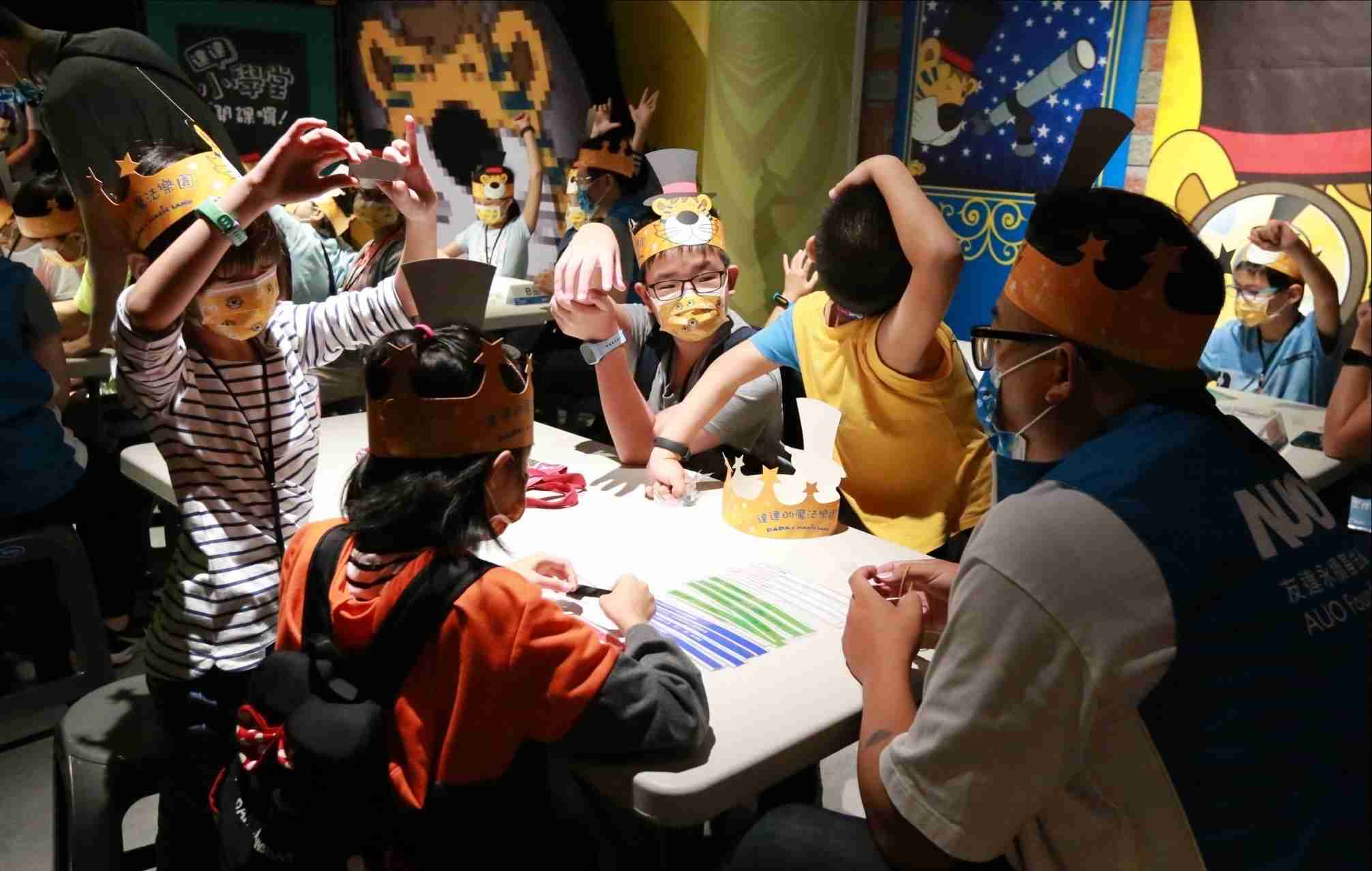 MG电玩以永续理念推动全人教育计划，，，，内外结盟储备科普教育人才，，荣获亚太永续行动奖社会共融面的金奖肯定