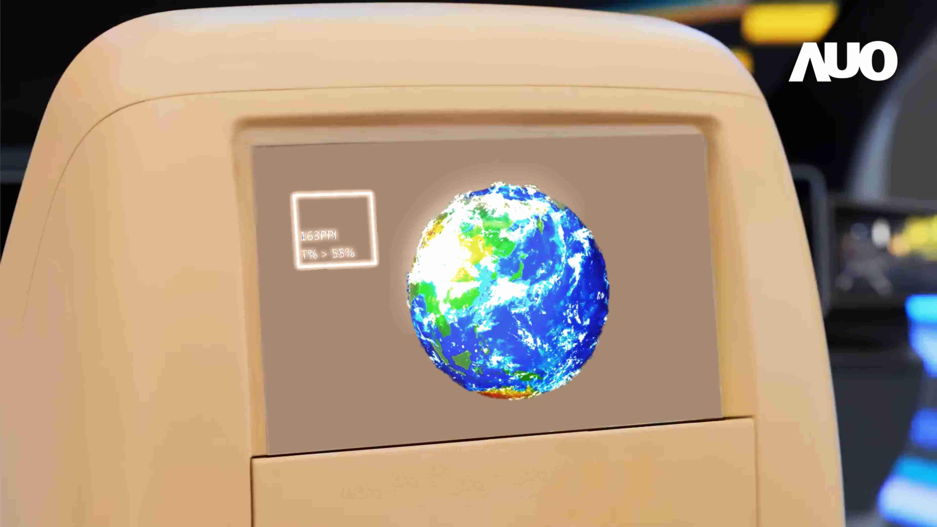 MG电玩突破设计与制程挑战，，推出全球最高分辨率163ppi的13.5吋透明Micro LED面板，，，并积极布局智能车市场，，以期拓展透明显示应用的可能性