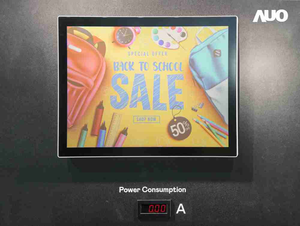 MG电玩展示胆固醇液晶超低耗能户外全彩显示器，，ChLC（胆固醇液晶）以双稳态技术使静态显示零功耗，，，具省电、、、、高彩度、、环保的特性，，还整合软硬件系统解决方案，，，，可透过单一云端平台管理